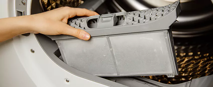 Signs Of A Clogged Dryer Lint Trap in Key West, Florida